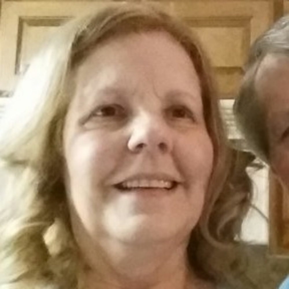 Meet your Posher, Maxine